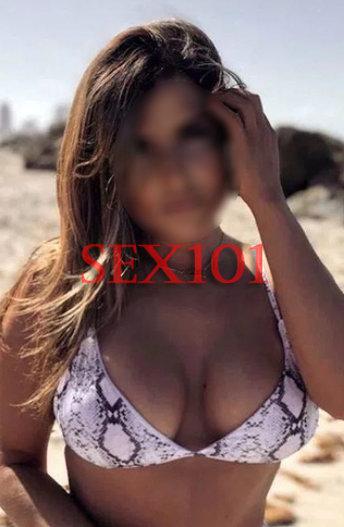 פלסטיק הוא שאפתן, רוצה מאהב