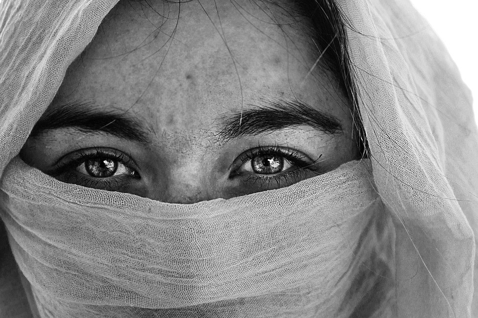 מצטער, המדע קובע שגבר מושך יכול להיות עם זרע עצלן